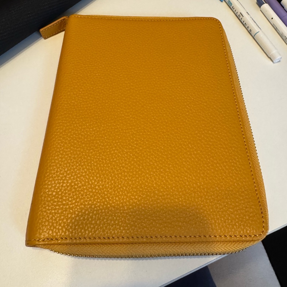 Moterm B6 zip folio